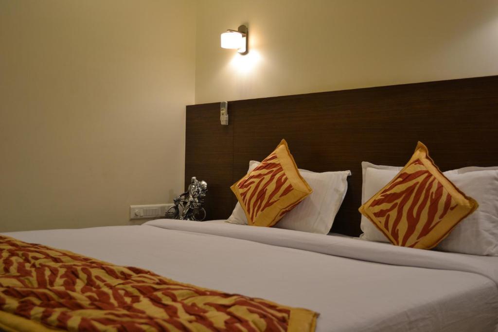 Hotel Adi นาคปุระ ห้อง รูปภาพ